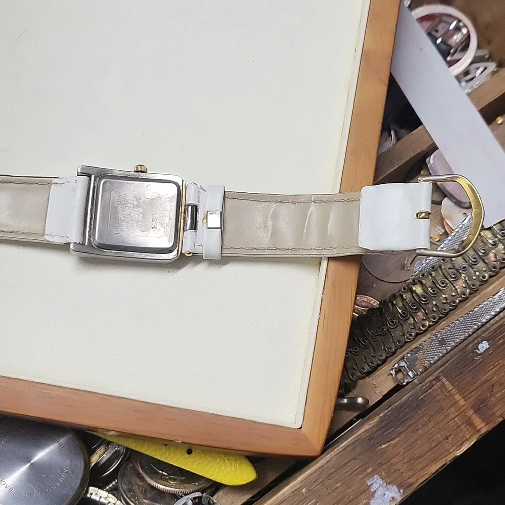 Coach watch - Picture 6 of 7